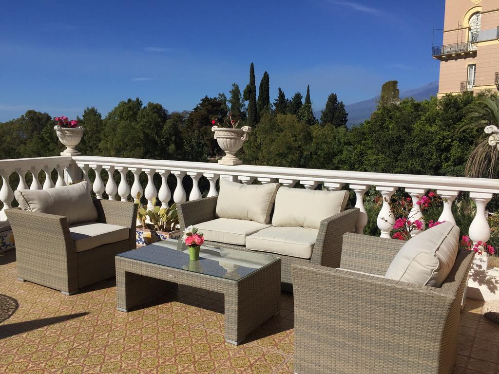 Hotel Villa Riis Taormina Exterior photo