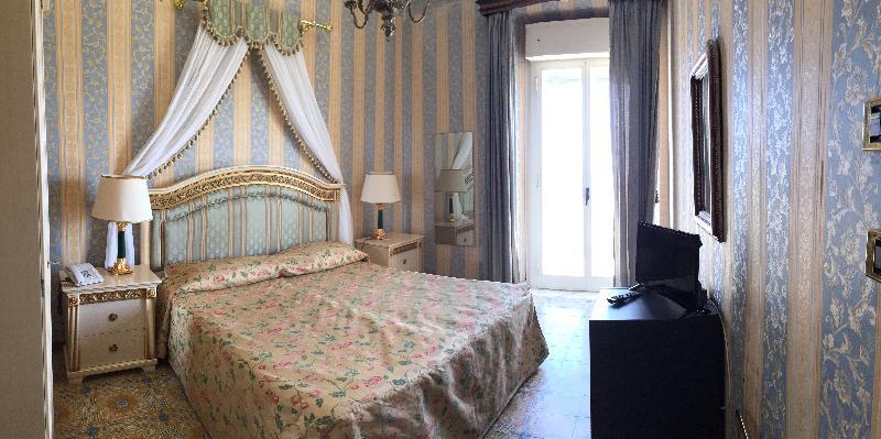 Hotel Villa Riis Taormina Exterior photo