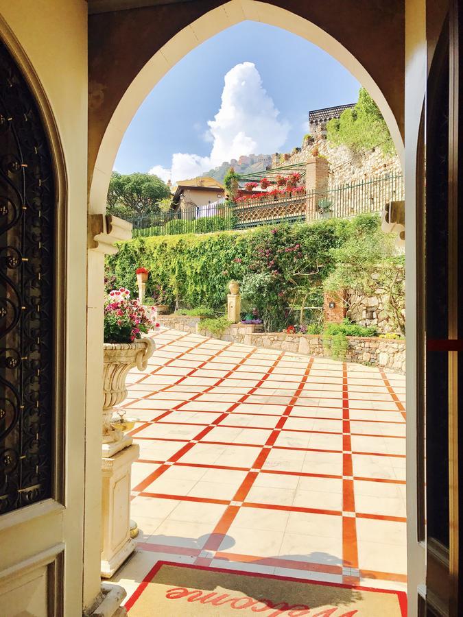 Hotel Villa Riis Taormina Exterior photo